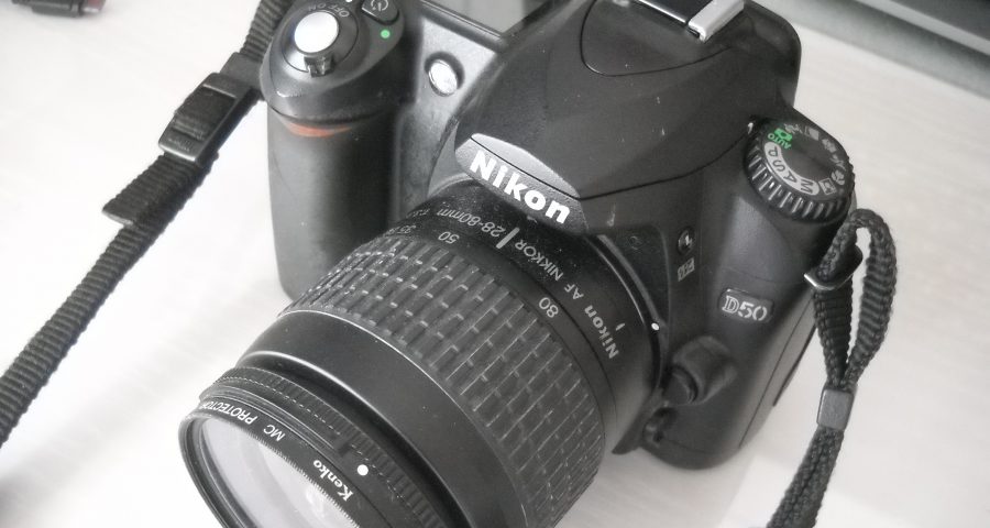 Nikon D50